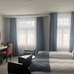 Restaurant Bellevue Au Hotell 3*