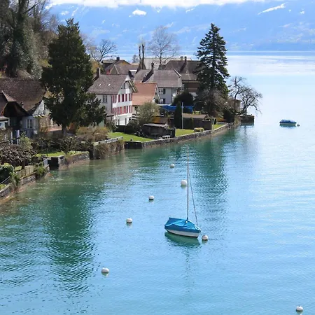 贝尔维尤莱克酒店及餐厅 3*