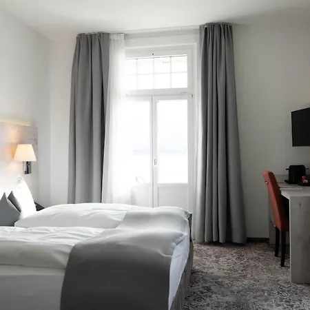 Hotel Restaurant Bellevue Au