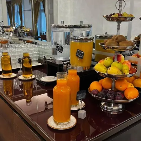 Hotel Restaurant Bellevue Au 3*