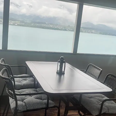 贝尔维尤莱克酒店及餐厅