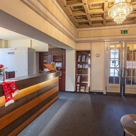 Restaurant Bellevue Au 3* Hilterfingen
