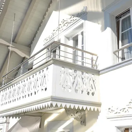 酒店 贝尔维尤莱克酒店及餐厅