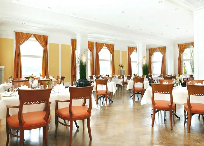 Hotel Restaurant Bellevue Au 3*